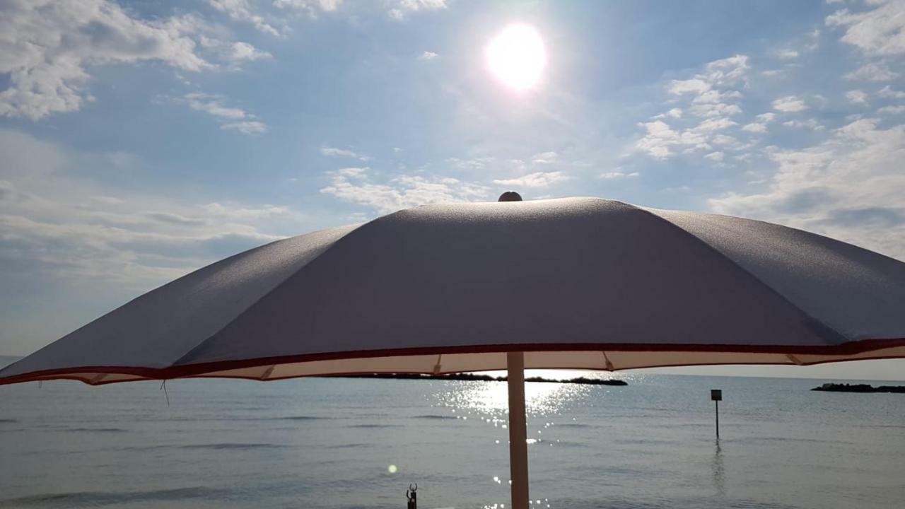 Milo Casa Vacanze Cupra Marittima Bagian luar foto